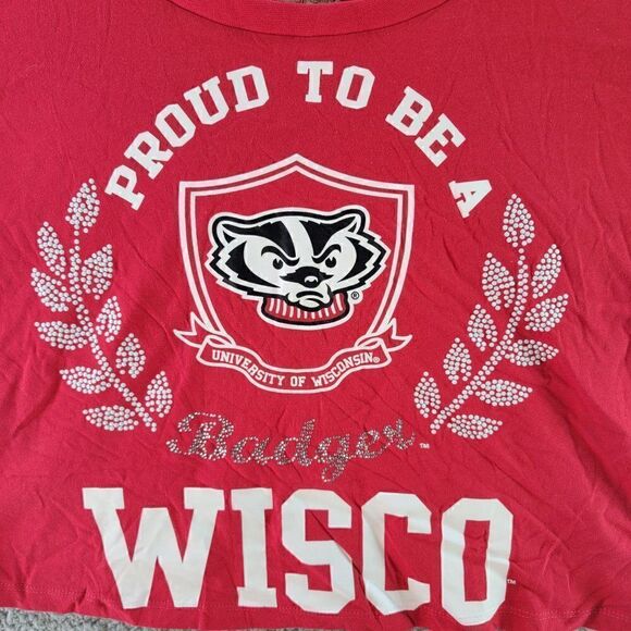University of Wisconsin Women’s Crop Top Medium BRAND NEW V 16-18 - Picture 2 of 8